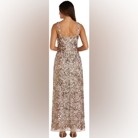 R&M Richards R&M Richards Long Sequin Embellished Column Dress Champagne - Picture 3 of 13